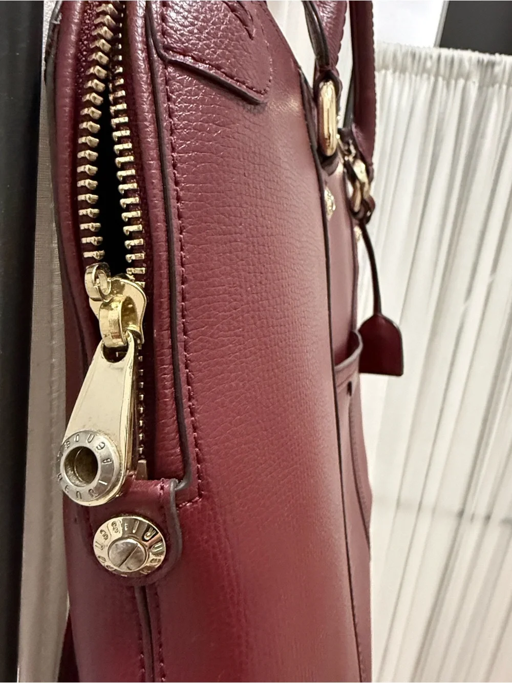 HENRI BENDEL Burgundy LEATHER Satchel Travel/Laptop